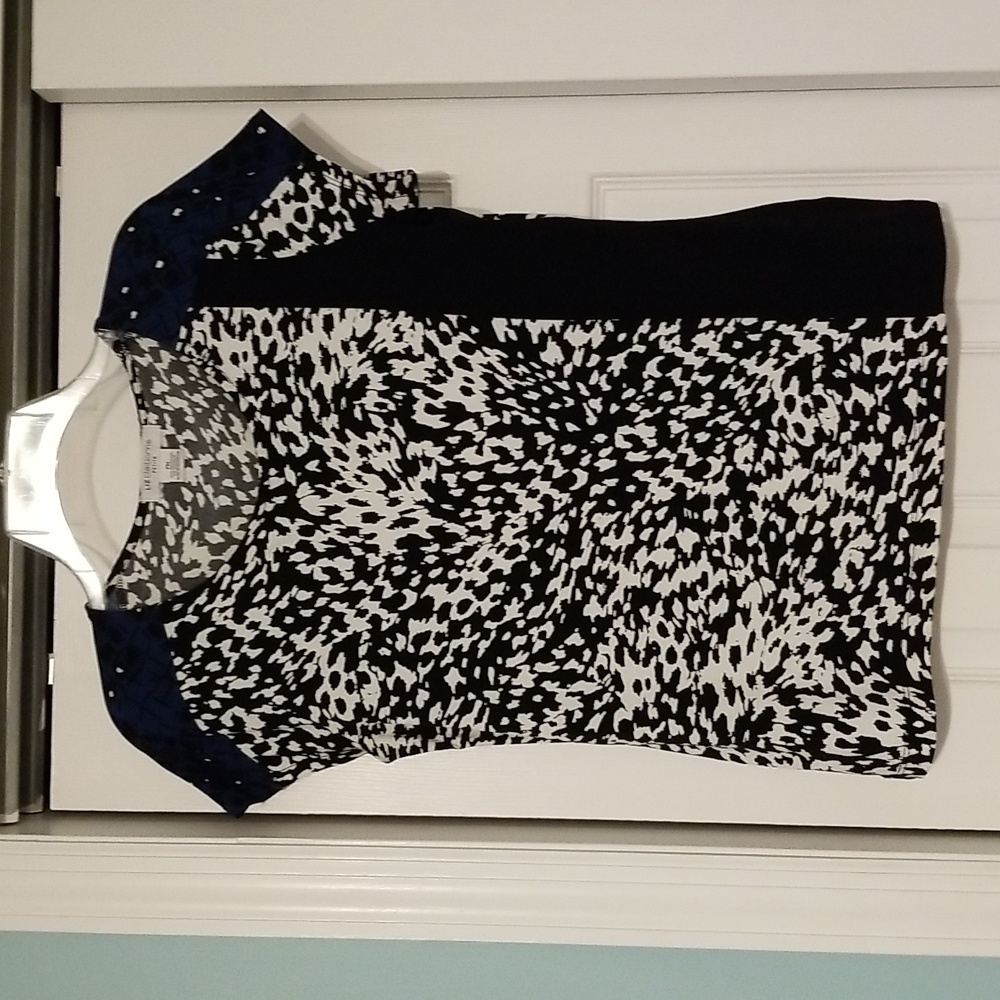 Liz Claiborne sleeveless top size PM